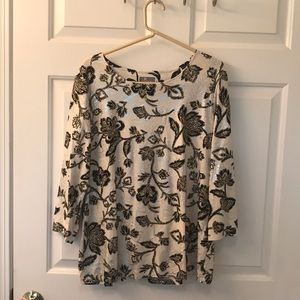 Dressy shirt, 2/3 sleeve, beautiful fit. Not worn